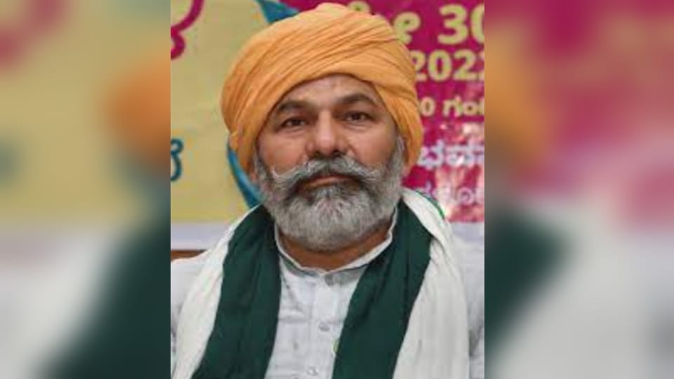 Rakesh Tikait and 12 BKU Members Narrowly Escape Nepal Flood Disaster
