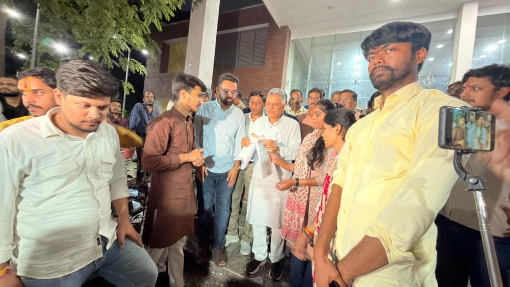 Administration yields to students: Minister visits protest site, assures VC will be sent on leave; 33-hour sit