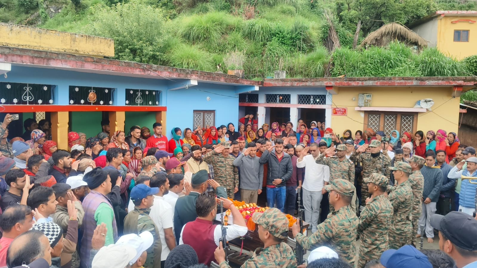 Uttarakhand Martyred Agniveer soldier Rohit Singh Funeral in tehri family and People Crying
