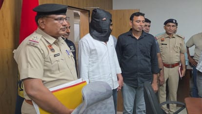 hisar Police deported Dinesh Khairampuria accused in the Mahindra showroom firing case in Hisar, from Cyprus.