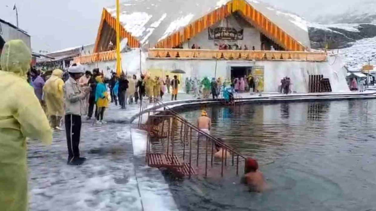 Hemkund sahib yatra enters final phase rush of pilgrims increases ahead of october 10 closure