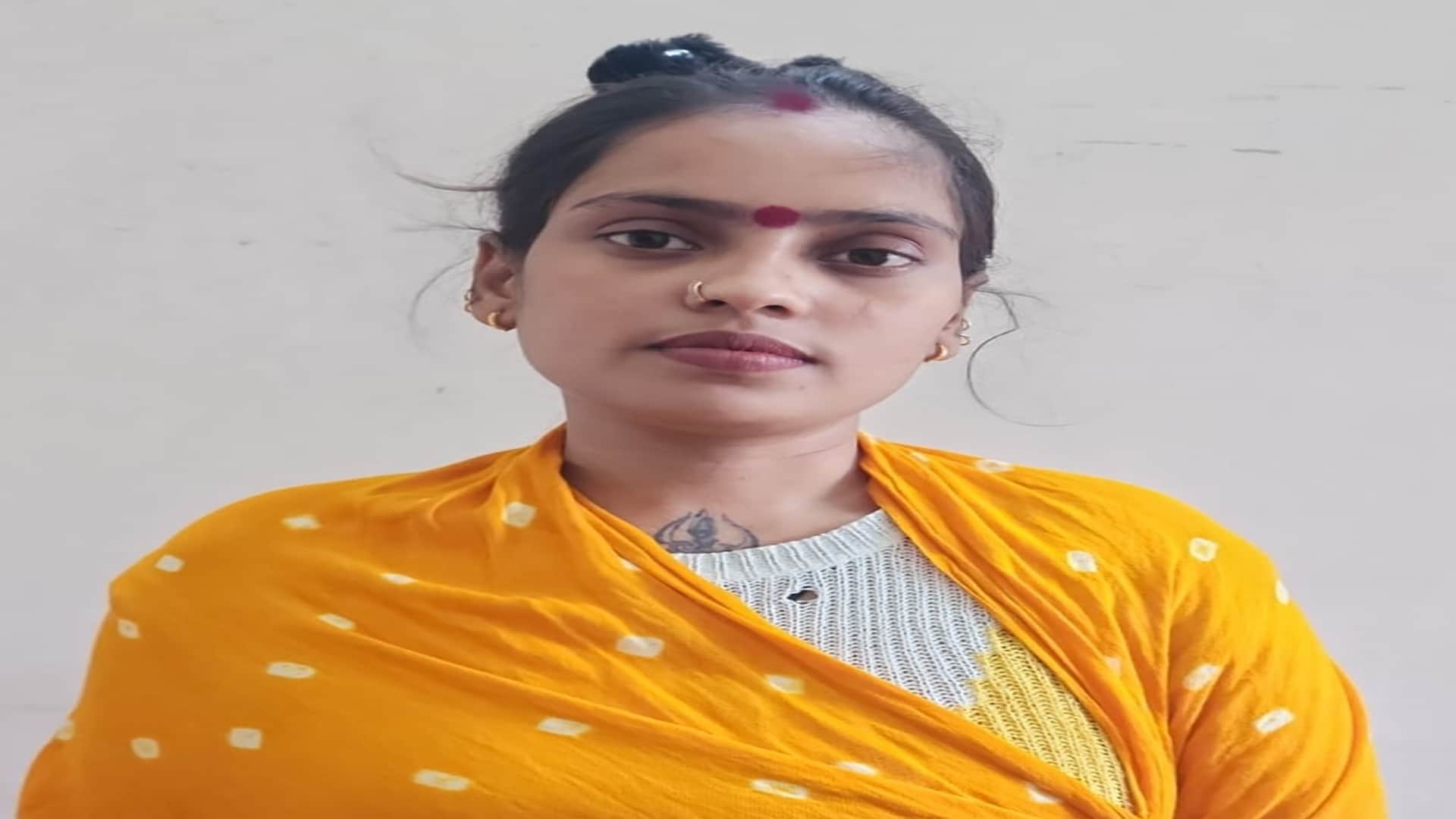 कुख्यात महिला बदमाश मुस्कान को छह जिलों से किया बाहर