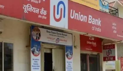 Kanpur Bank ATM vandalized and AC stolen in Swaroop Nagar Police have registered a case
