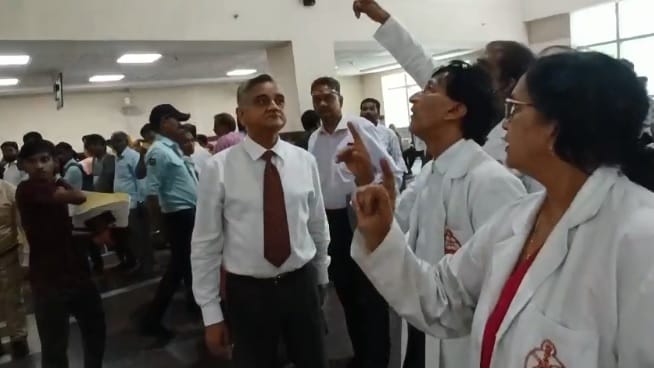 PGI Kanpur VC Dr Amit Devgan inspects facilities and states it will serve as  model for colleges in UP