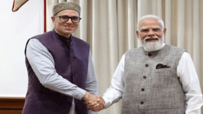 Omar seeks full statehood during meeting with Prime Minister.
