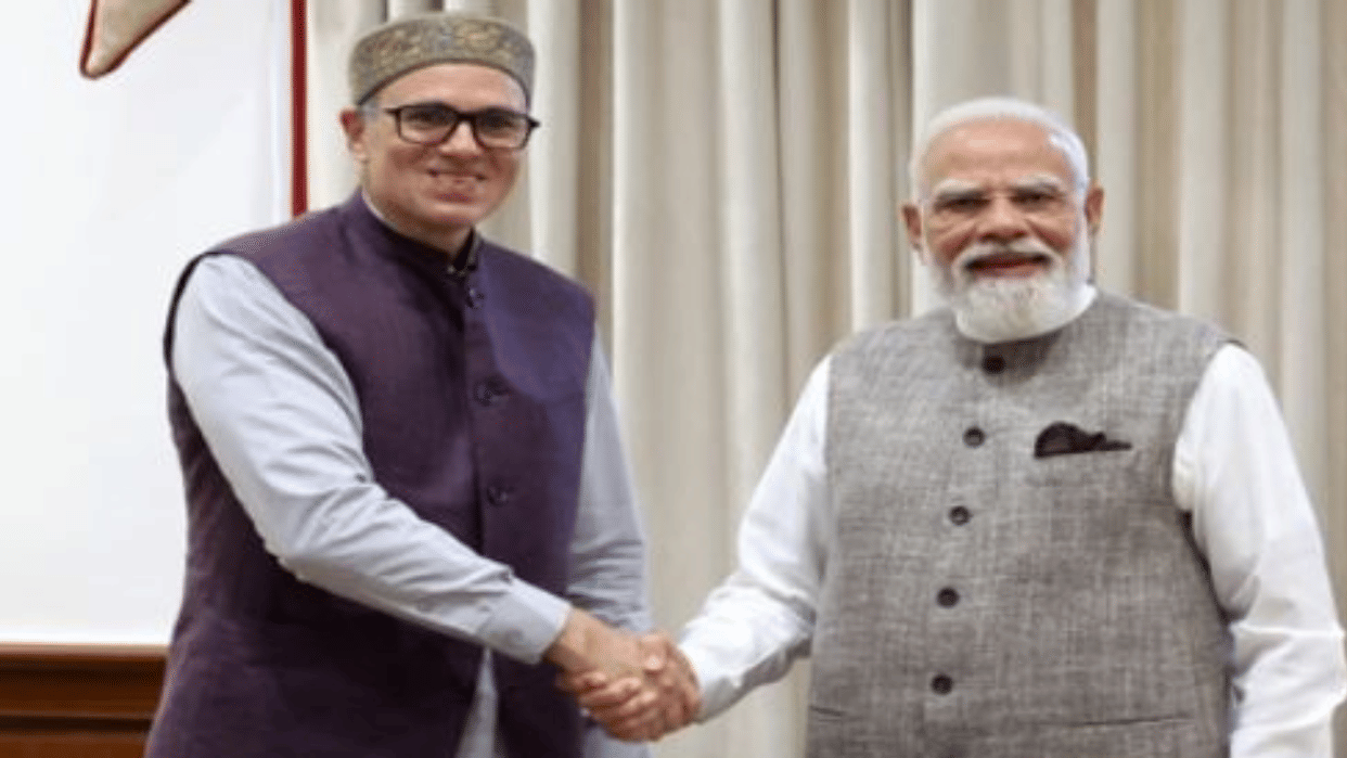 Omar seeks full statehood during meeting with Prime Minister.