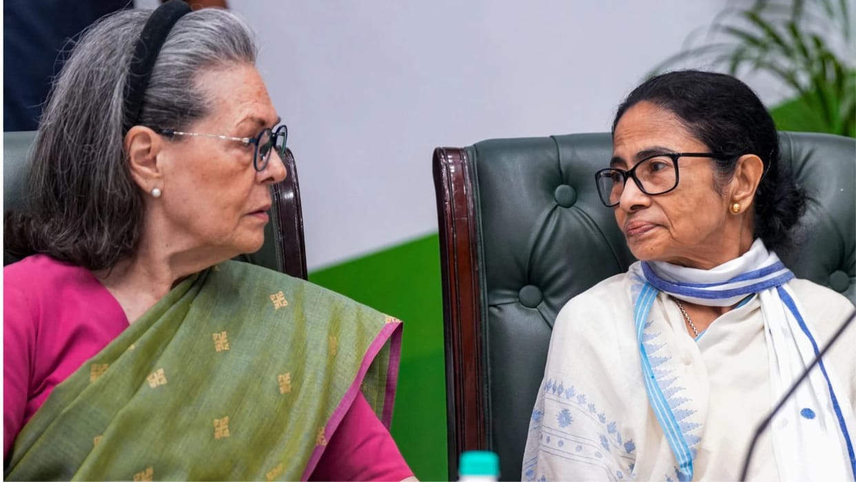 TMC merger in congress in plan political reactions mamata banerjee rahul gandhi