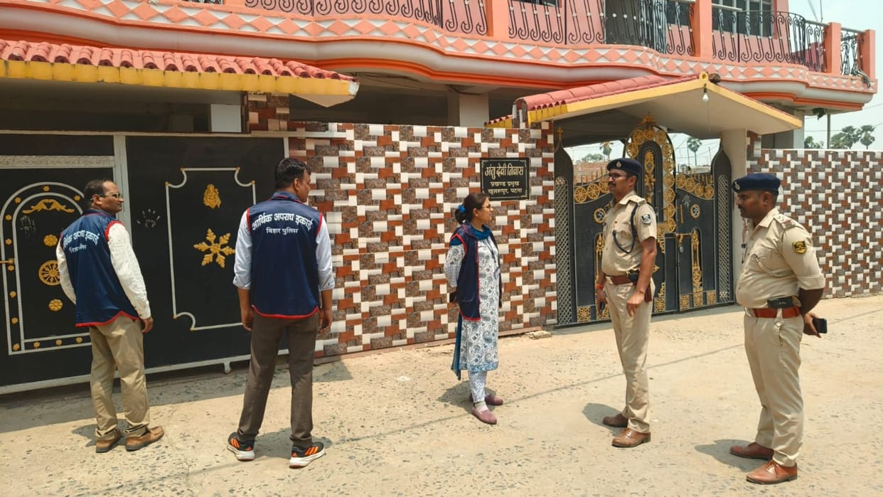 ED takes action against Santosh Don in Patna simultaneous raids at 25 locations tale of his escape