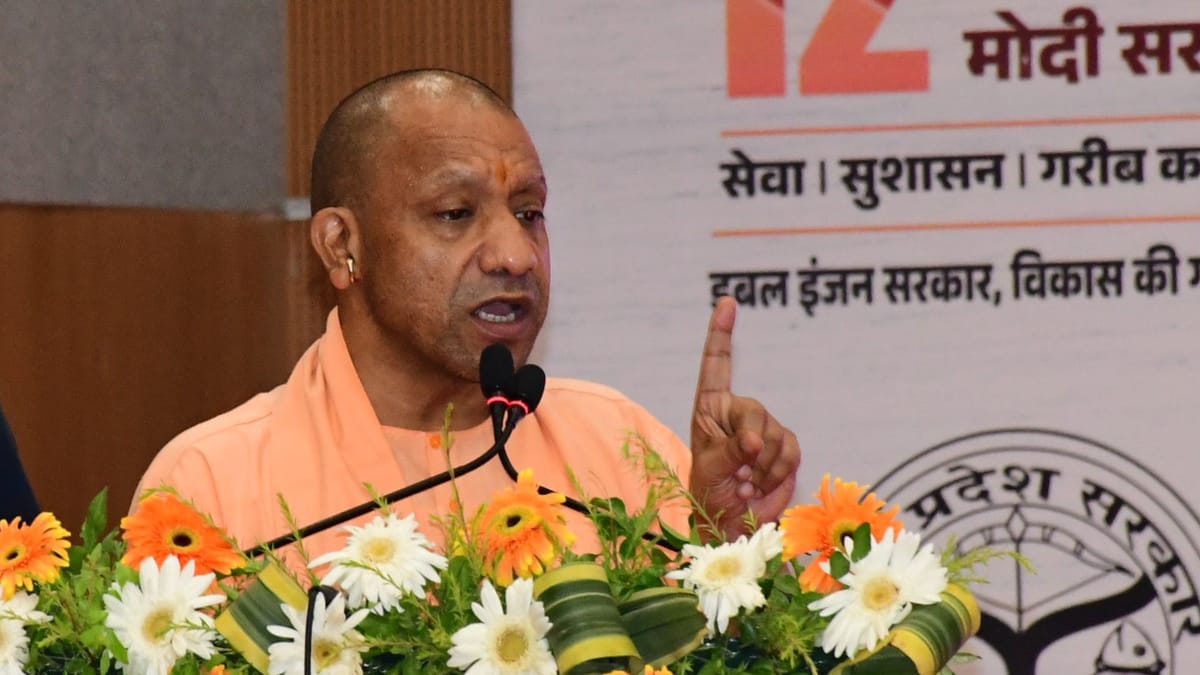 भाजपा संसदीय बोर्ड में फेरबदल की अटकलें: योगी और फडणवीस की एंट्री तय?