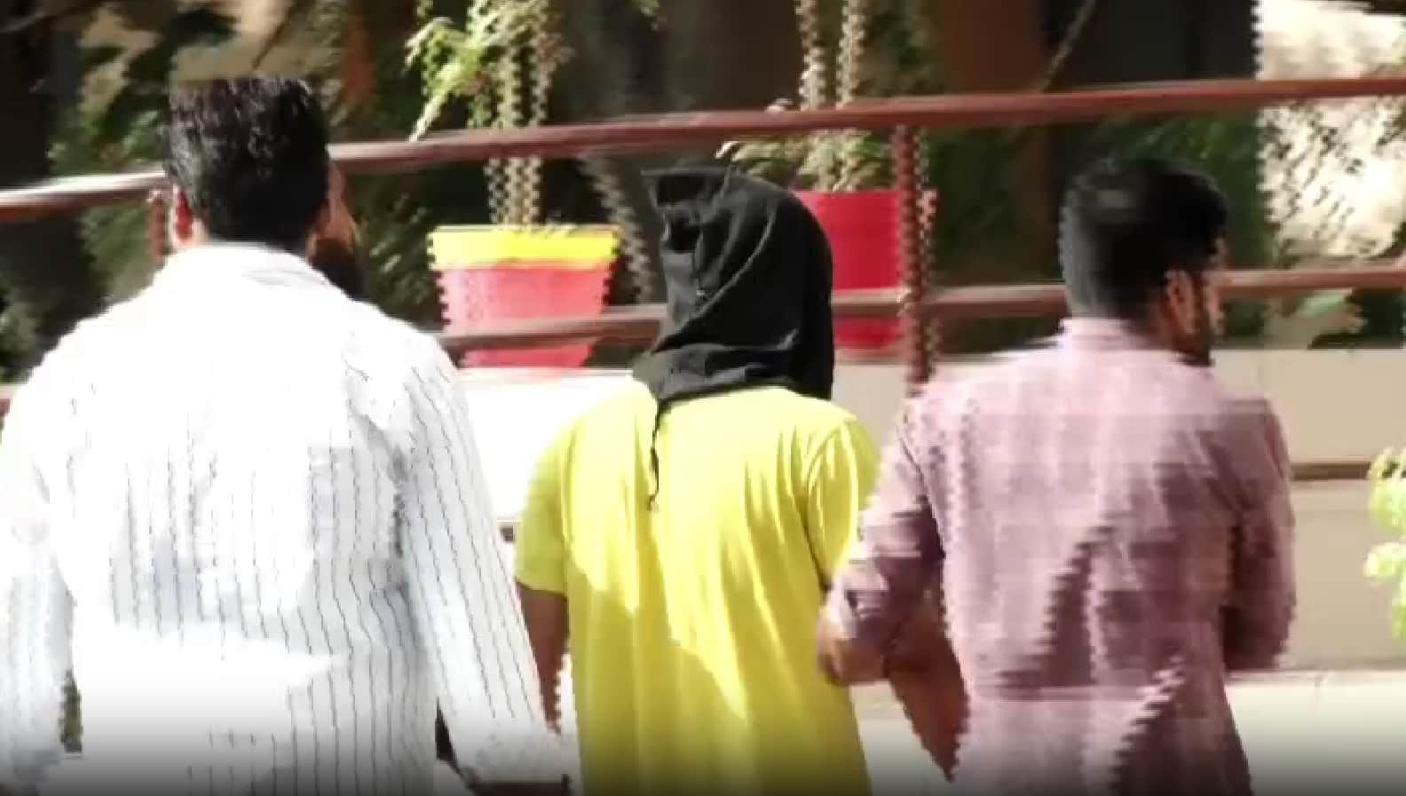 एटीएस की गिरफ्त में आरोपी।