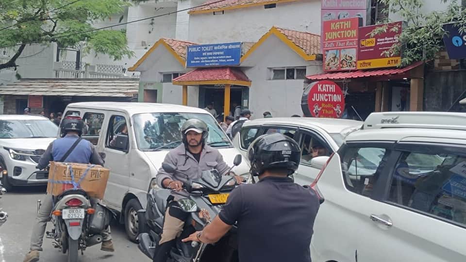 Uttarakhand Traffic jam in Nainital