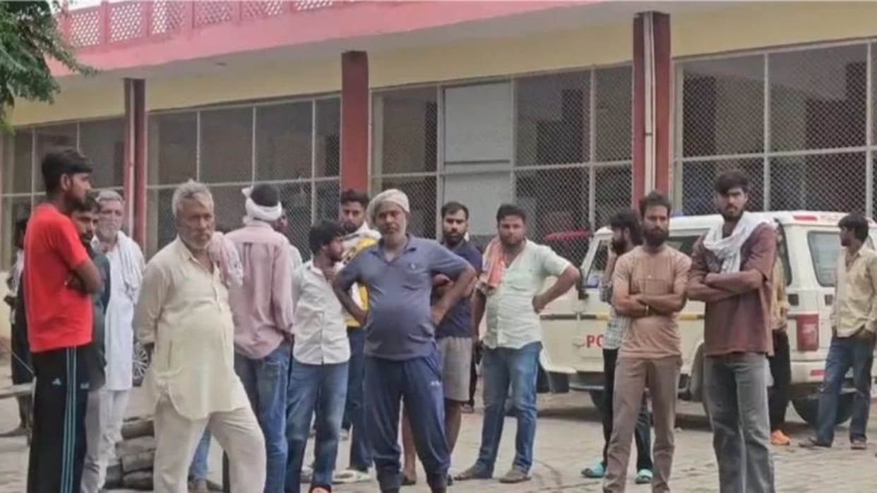 Kotputli-Behror News: Blood ties turn deadly, man kills his own brother with an axe, 3 family members injured