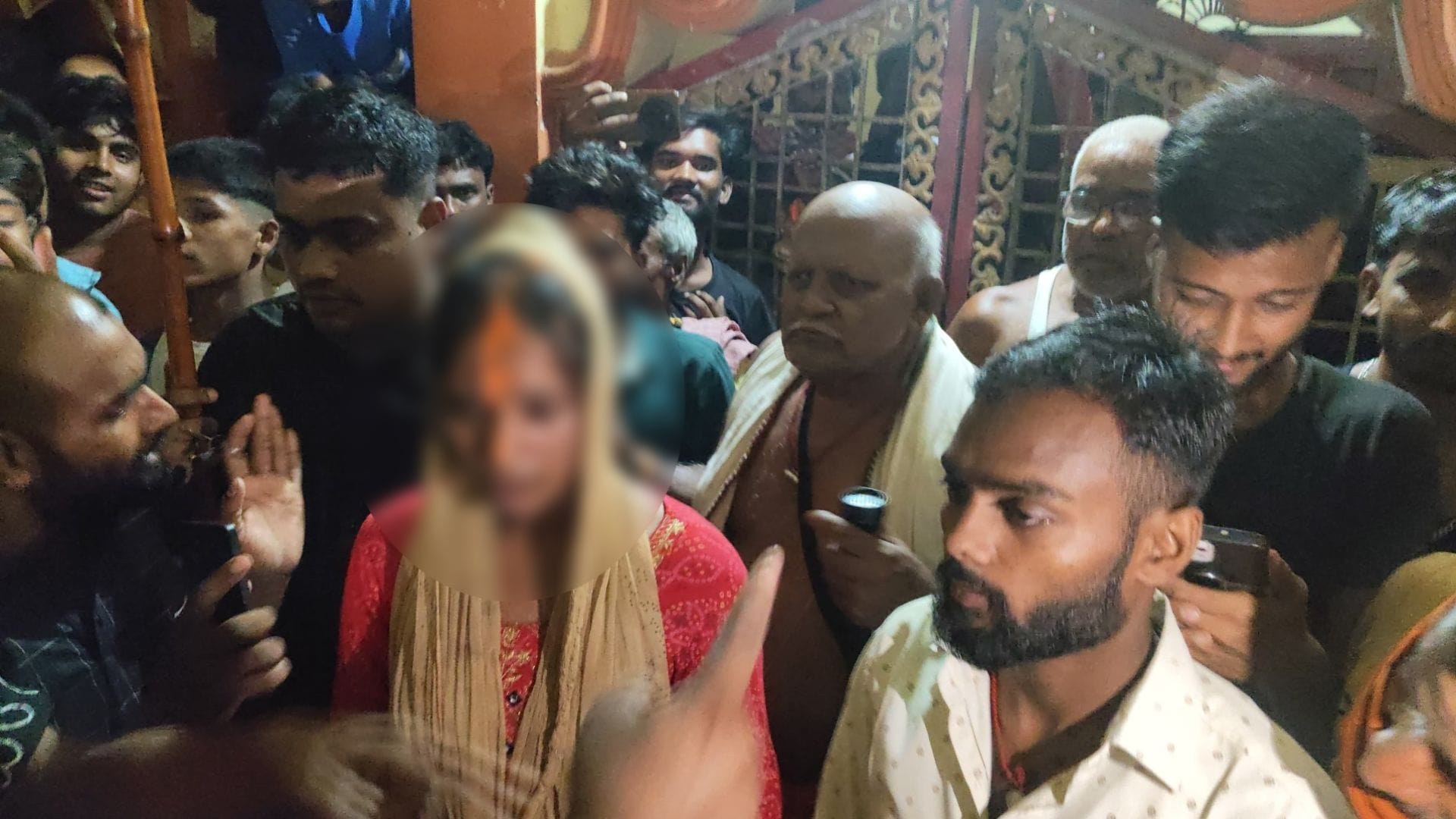 शादी की तस्वीर