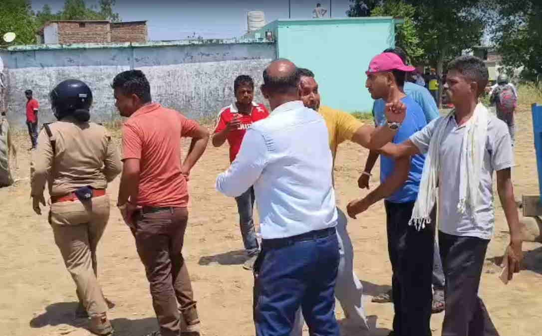 BJP Leader Murder In Vikasnagar Chaos prevailed in Bairagiwala late into night protesters Ruckus Photos