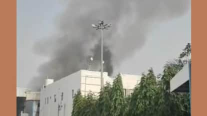 Rewari: Fire at Malpura factory causes panic; machinery, finished goods, and raw materials reduced to ashes.