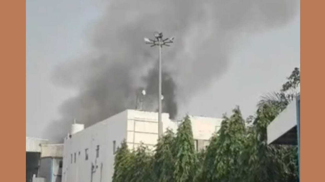 Rewari: Fire at Malpura factory causes panic; machinery, finished goods, and raw materials reduced to ashes.