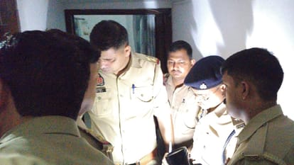 UP News: Son of Former MLA Who Contested Against Mulayam Singh Shoots Wife Dead Dies by Suicide in Firozabad