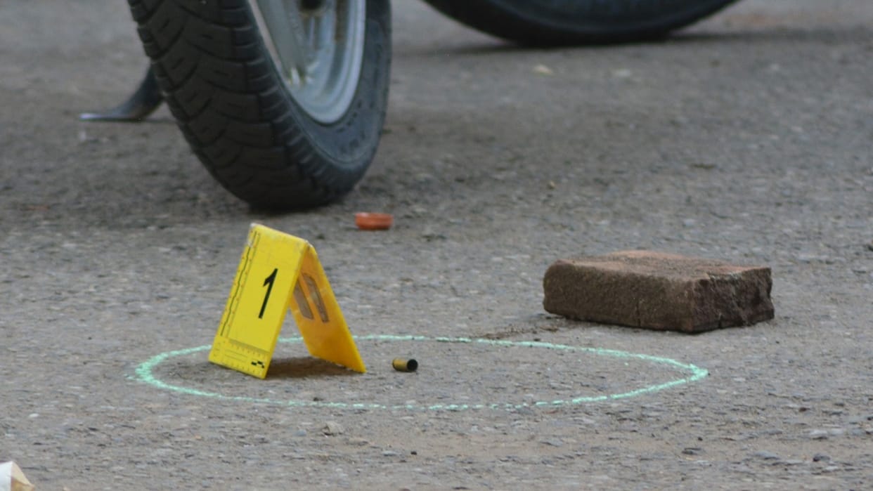 Farrukhabad Woman shot while cutting wood in field gun fired as soon as she picked it up