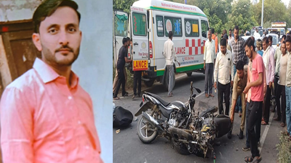 Kanpur Dehat: Two people, including a delivery boy, died in a head-on collision between two bikes, one injured