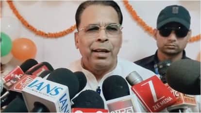 Akhilesh Yadav will meet a fate even worse than Mamata Banerjee said Minister Narendra Kashyap in Shahjahanpur