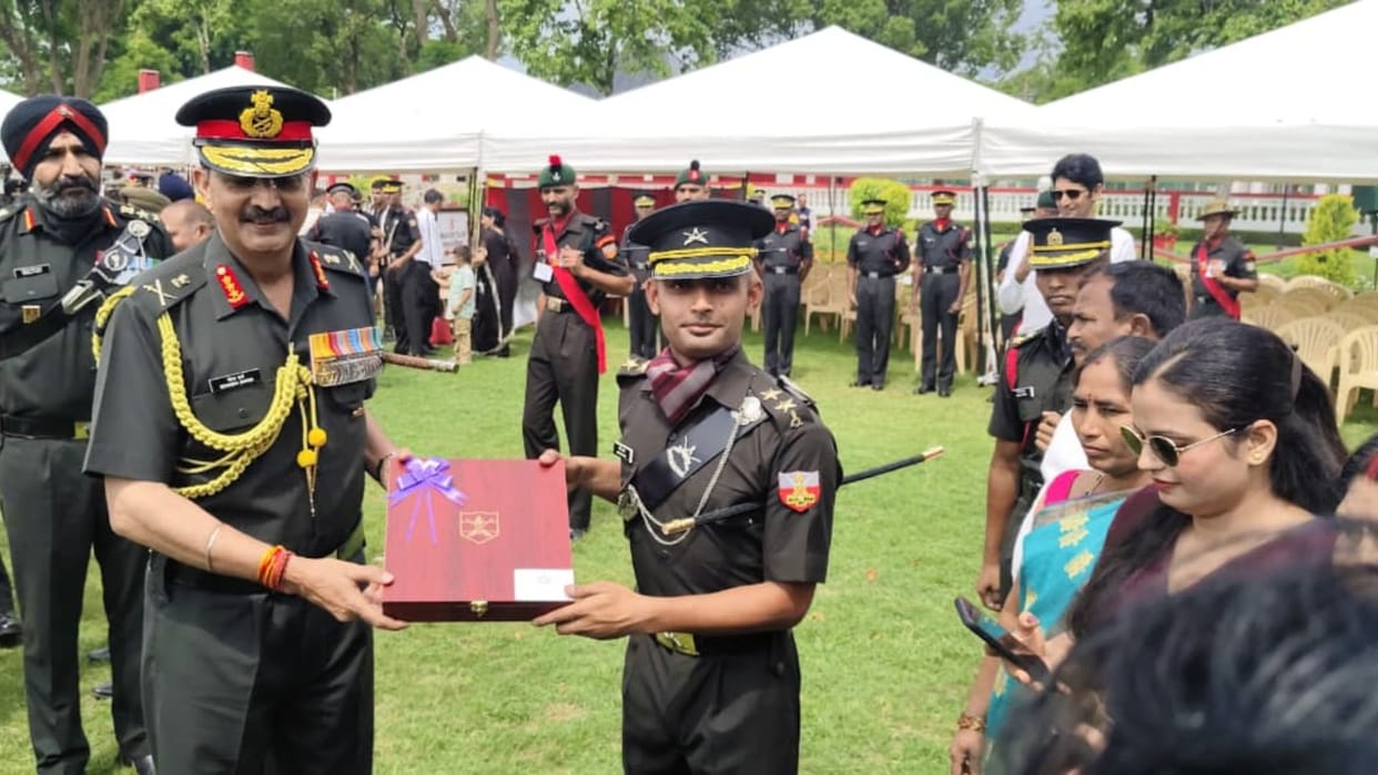 Naveen Prakash Singh Sonepur become Lieutenant in Indian Army received commission IMA passing out parade