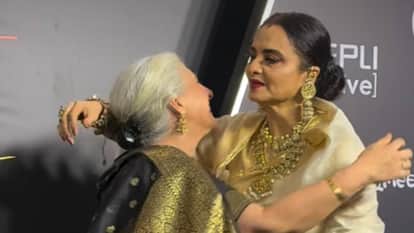 Aamir Khan Sister Nikhat khan gracefully touched the feet of actress Rekha at Lagaan Movie Event Video Viral
