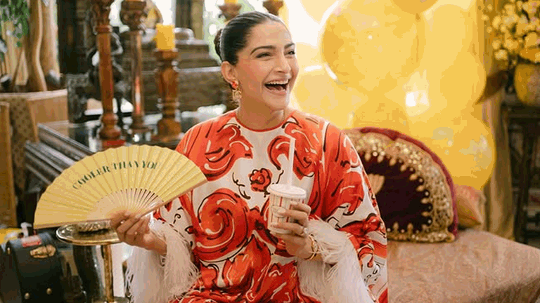 Sonam Kapoor Share Her Birthday Celebration Unseen Pictures With Family And Friends