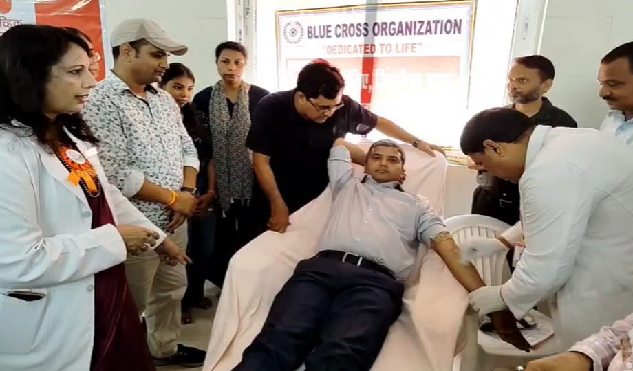 World Blood Donor Day: Blood donors' enthusiasm beats the heat; 201 units of blood collected.