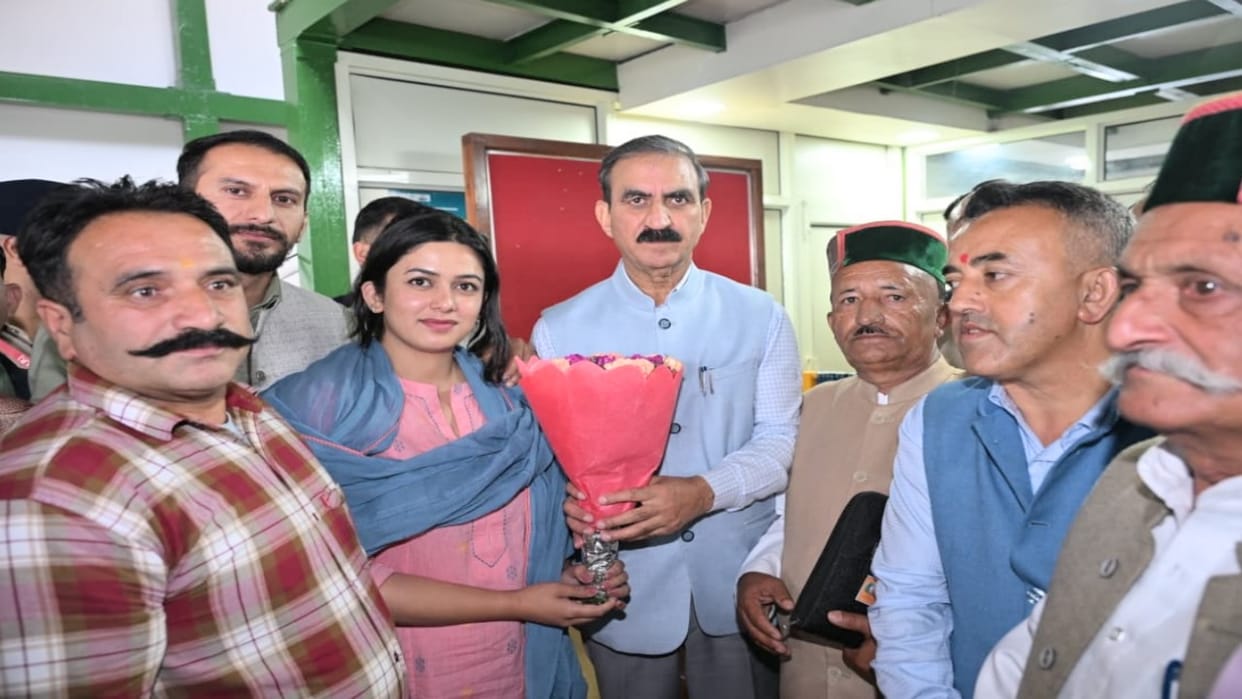 CM sukhvinder Sukhu said DCs, SPs, and ADMs will raise awareness among schoolchildren about 'Chitta' (syntheti