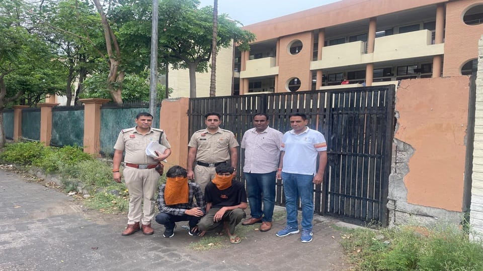 Police arrested three criminals, including a minor, from Mumbai in connection with the Dighal Jitendra murder