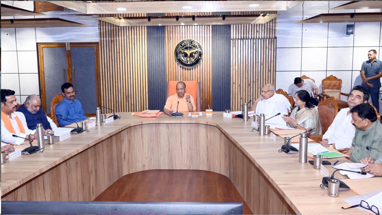 MLAs raised proposals for 193 roads and 9 bridges during CM Yogi's review meeting in Gorakhpur.