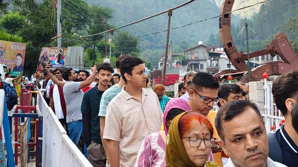 Kainchi Dham Foundation day Kainchi Dham resounded with chants hailing Baba