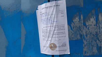 Lucknow: Crisis looms again for girls' school; High Court notice pasted on premises