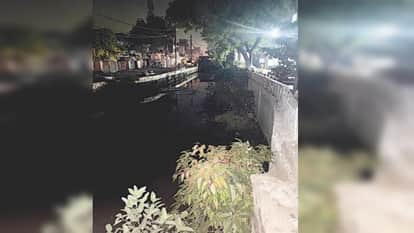 Body Found in Odion Drain in Meerut, Fifth Death in a Year, Administration May Shift Liquor Shops