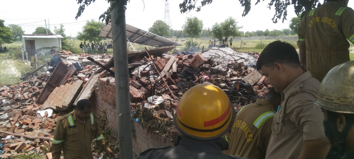 Lucknow: Explosion at firecracker factory in Lucknow's Nagram; woman suffers burns.