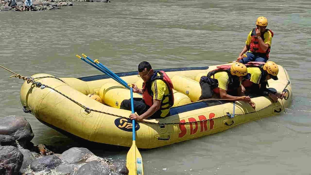 Youth from Madhya Pradesh drowns in Ganges River while bathing rishikesh news