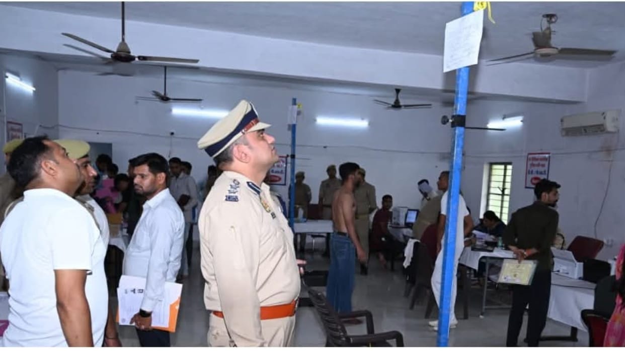 Document verification for Sub-Inspector recruitment begins at the Police Lines in Bareilly