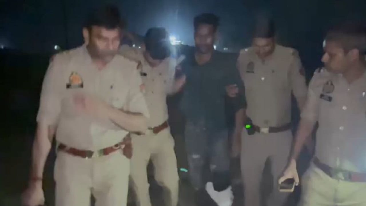 Accused of snatching mobile phone arrested in encounter in Bareilly