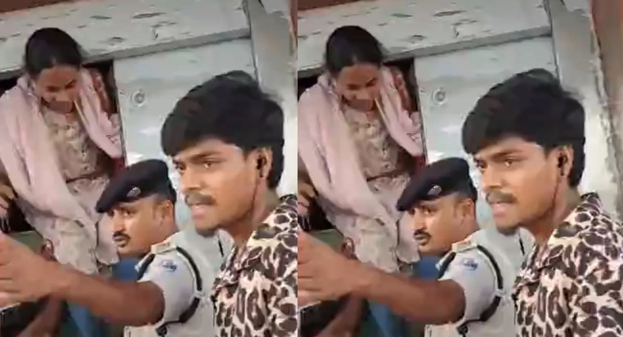 Darbhanga Junction Lift Malpractice 17 Passengers Trapped Angry Commuters Slam Indian Railways