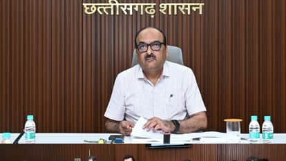 PMGSY review meeting in Chhattisgarh: CS VikasSheel issues directives to connect new settlements with roads
