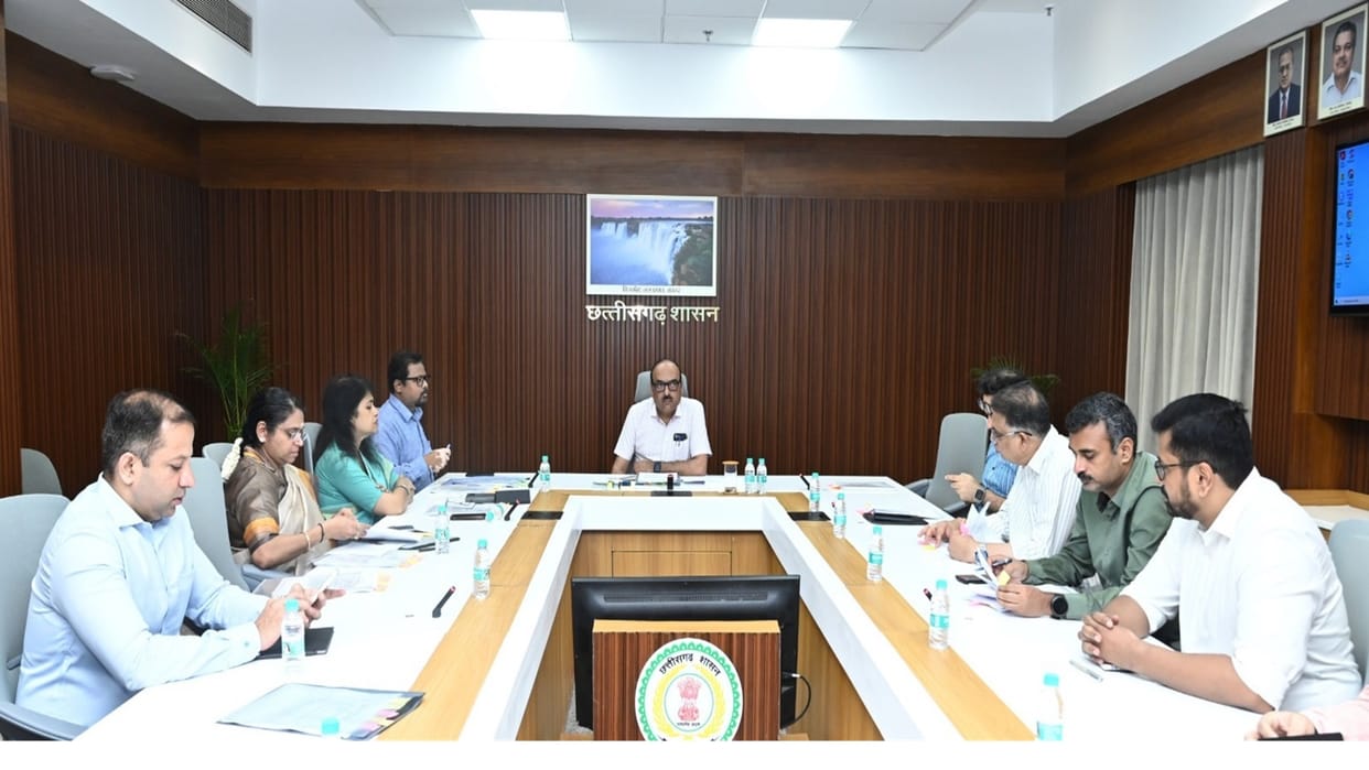 CG News: Preparations for International Yoga Day intensify; Chief Secretary holds high-level meeting