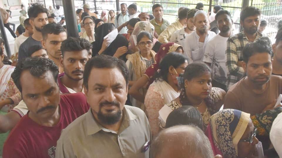Moradabad: Newborn identification stalled due to sluggish portal; thousands of birth certificates held up