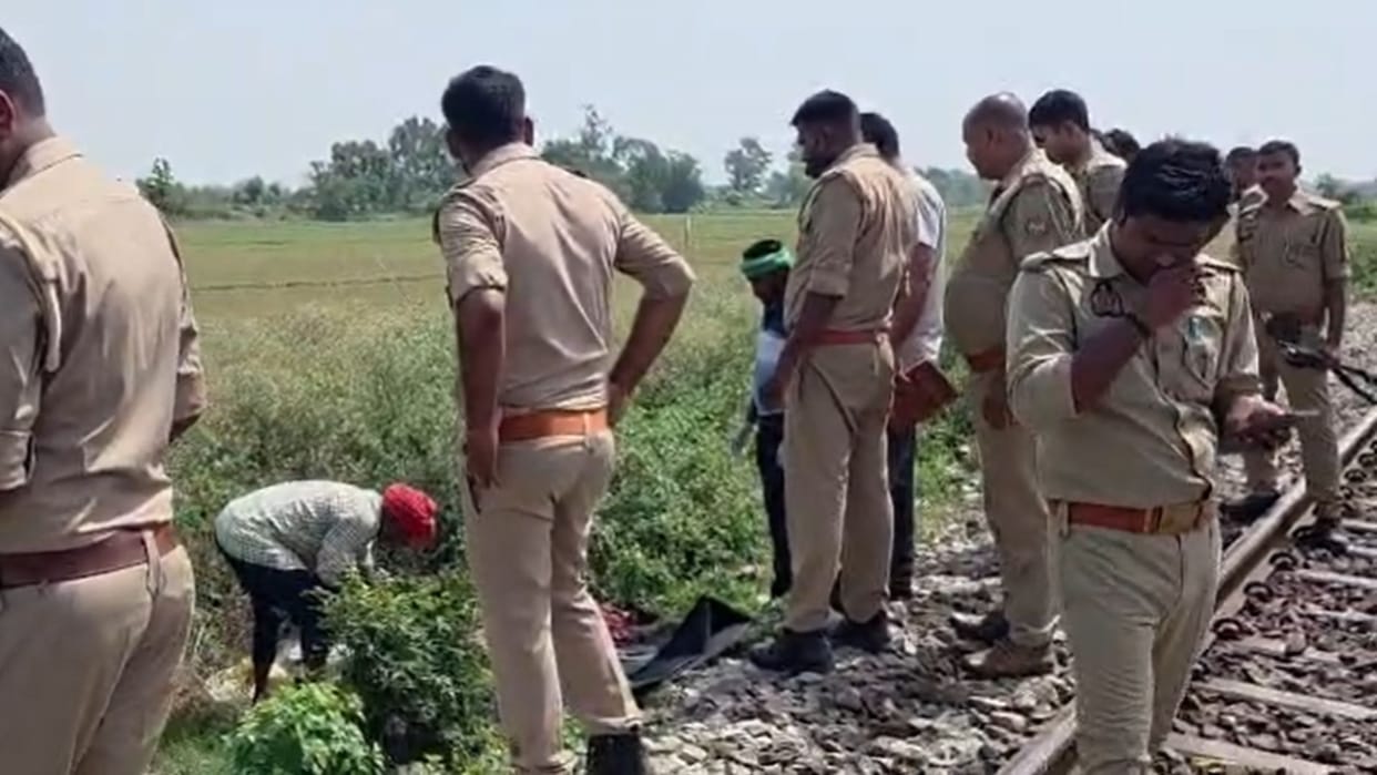 Dead body of young man found in bushes along railway track in ghazipur