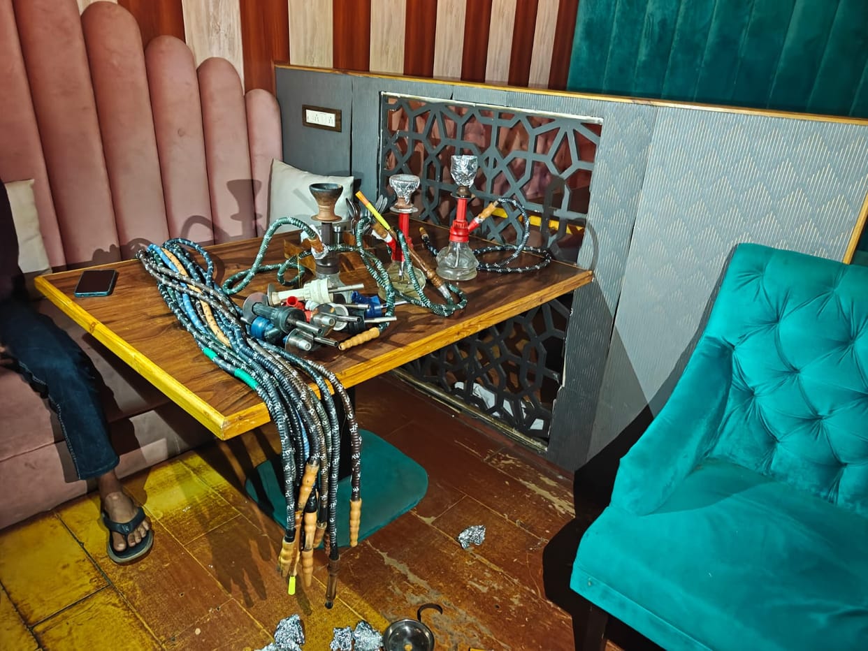 Jaipur Police raided an illegal hookah bar