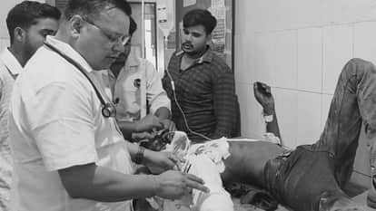 Passenger falls from bus while trying to pick up a Rs 20 note in Shahjahanpur