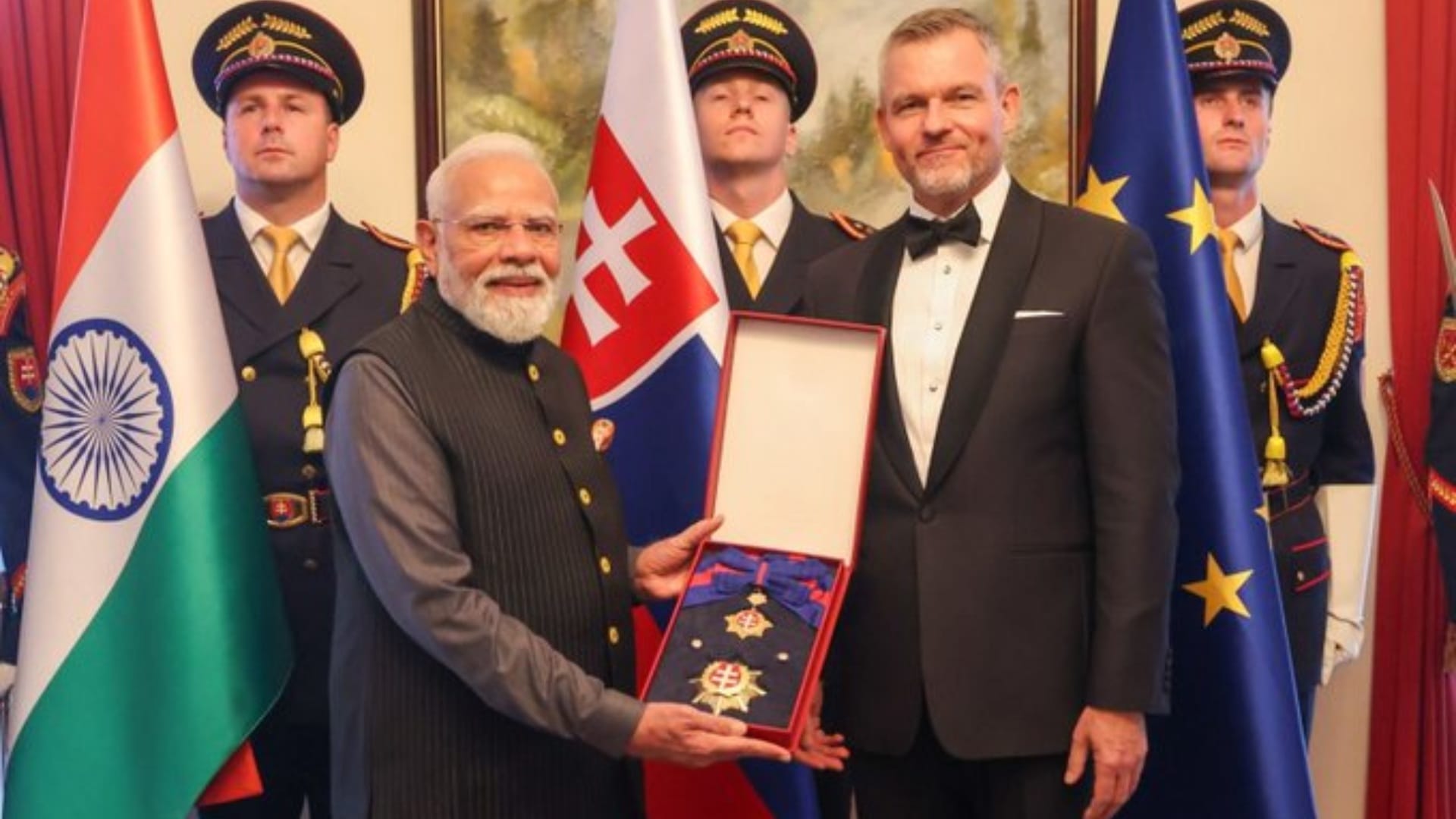 PM modi speaks of a Banaras connection in Bratislava, Praises artists and shares a special thought