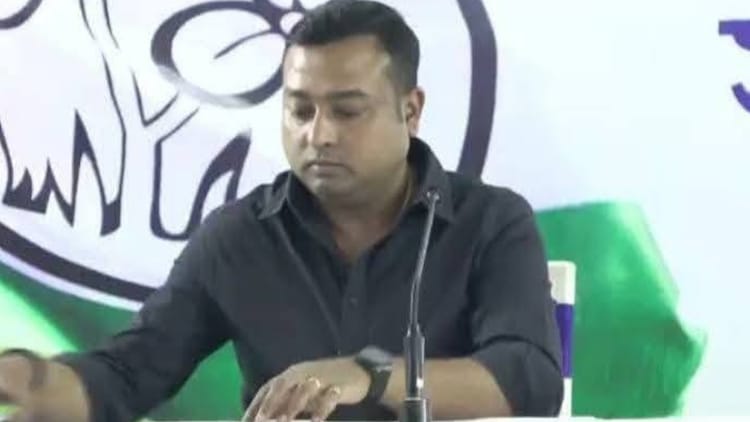 जमीन धोखाधड़ी मामला: अभिषेक बनर्जी के सहयोगी सुमित रॉय के खिलाफ लुकआउट नोटिस, पुलिस कर रही तलाश