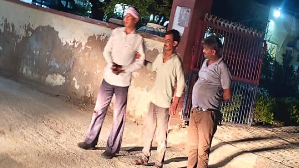 Jeweller Shot While Resisting Robbery Attempt, Miscreants Flee After Firing