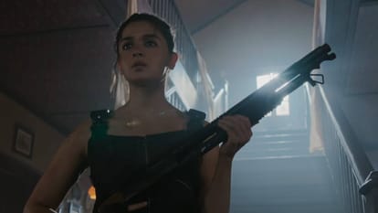 Alpha Day 3 Box Office Collection: Alia Bhatt Sharvari Wagh Bobby Deol Anil Kapoor Movie Sunday Latest Earning