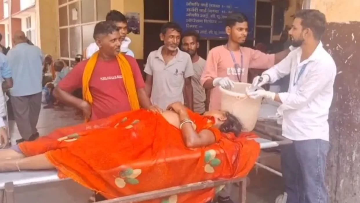 anmmch gaya ward boy seen treating poisoned woman hospital under scanner today bihar news